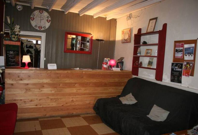 هتل Chalet Hôtel La Rafale