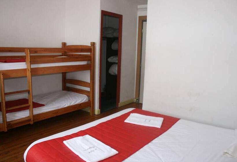 هتل Chalet Hôtel La Rafale