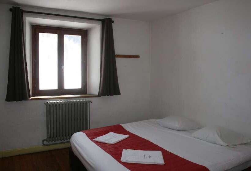 هتل Chalet Hôtel La Rafale