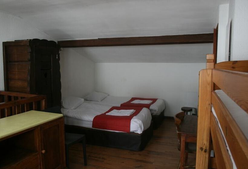 هتل Chalet Hôtel La Rafale