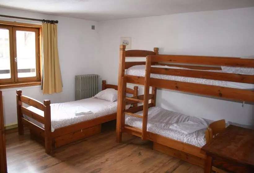 هتل Chalet Hôtel La Rafale