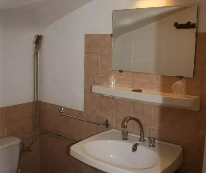 هتل Chalet Hôtel La Rafale