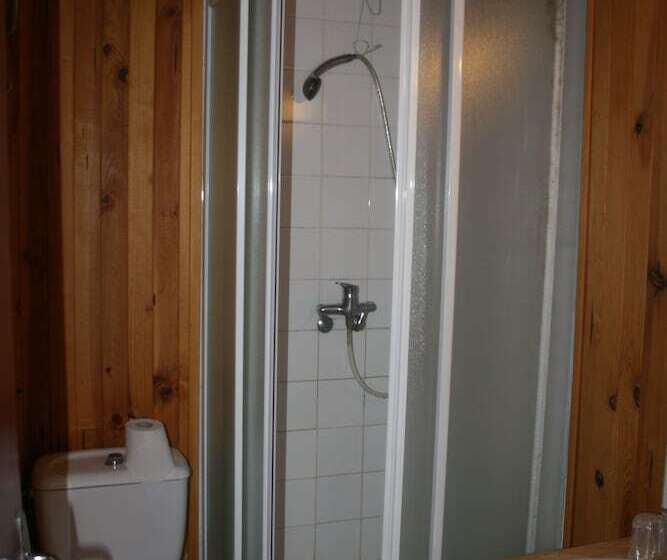 هتل Chalet Hôtel La Rafale