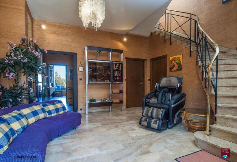 ホテル Hôtel Armony