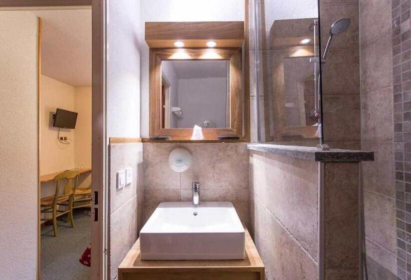 هتل Hôtel L Echaillon