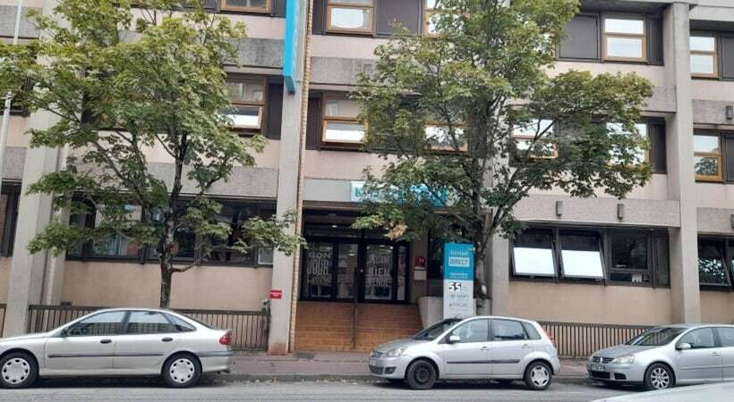 בית מלון כפרי Kyriad Direct Montauban Centre