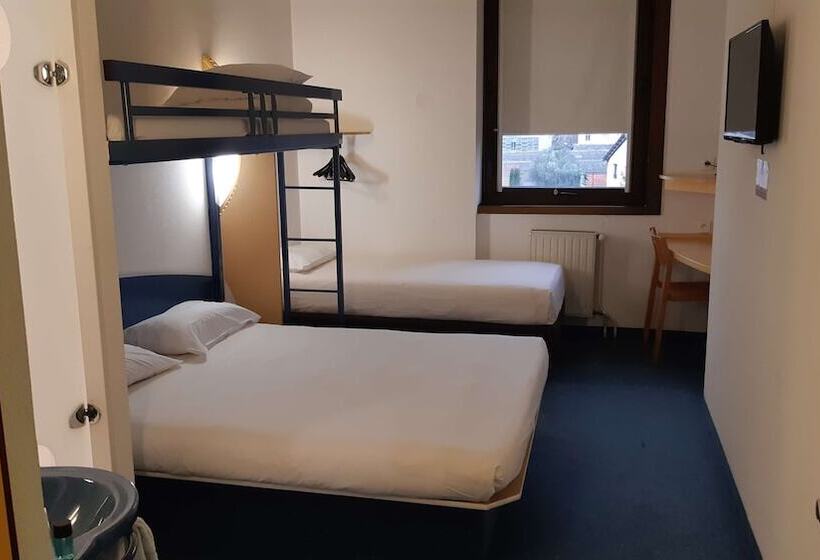 בית מלון כפרי Kyriad Direct Montauban Centre