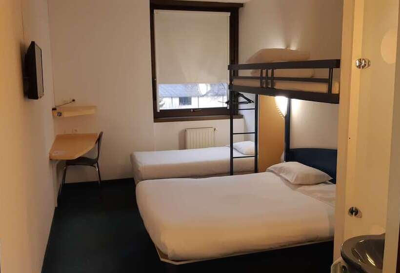 בית מלון כפרי Kyriad Direct Montauban Centre