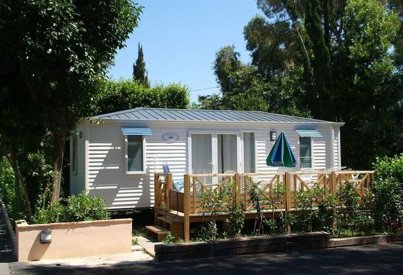 استراحتگاه Camping Les Cigales