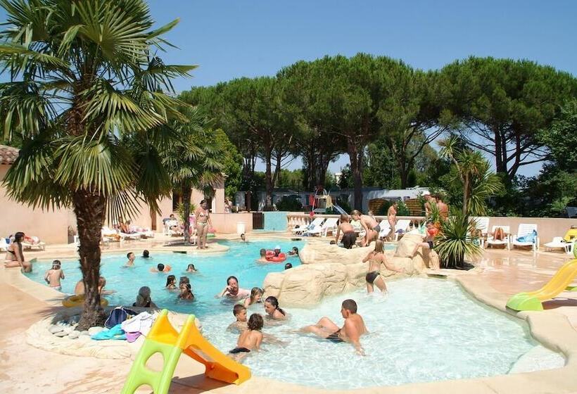 استراحتگاه Camping Les Cigales