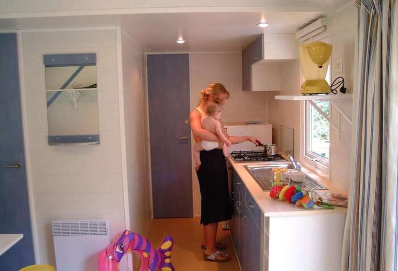 استراحتگاه Camping Les Cigales