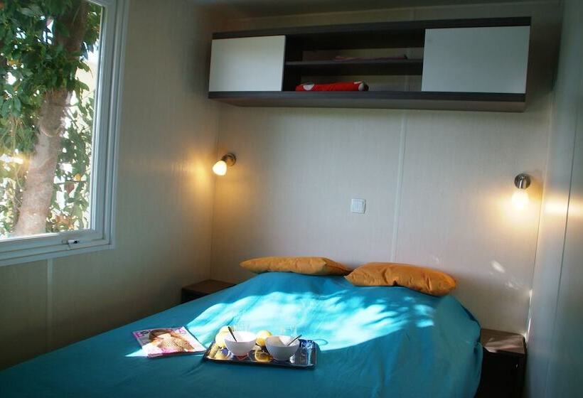 استراحتگاه Camping Les Cigales