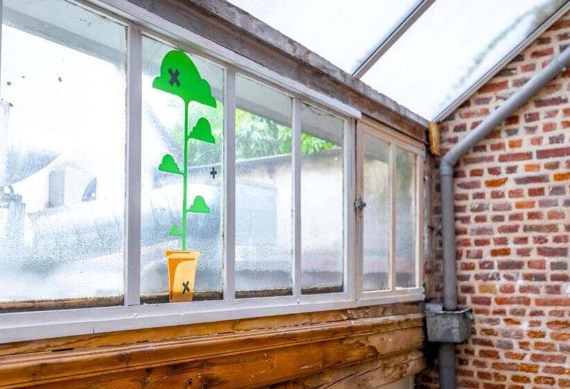 הוסטל The People Lille