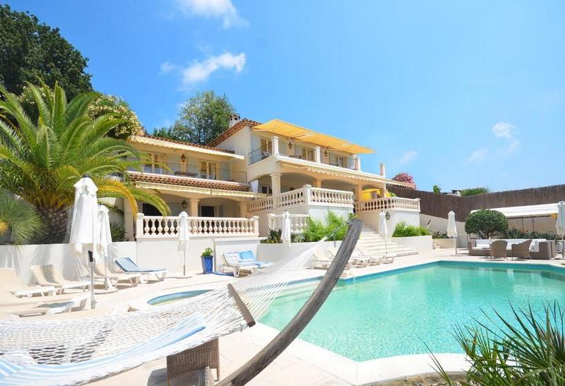 Les Cavaliers De Saint Paul B&b