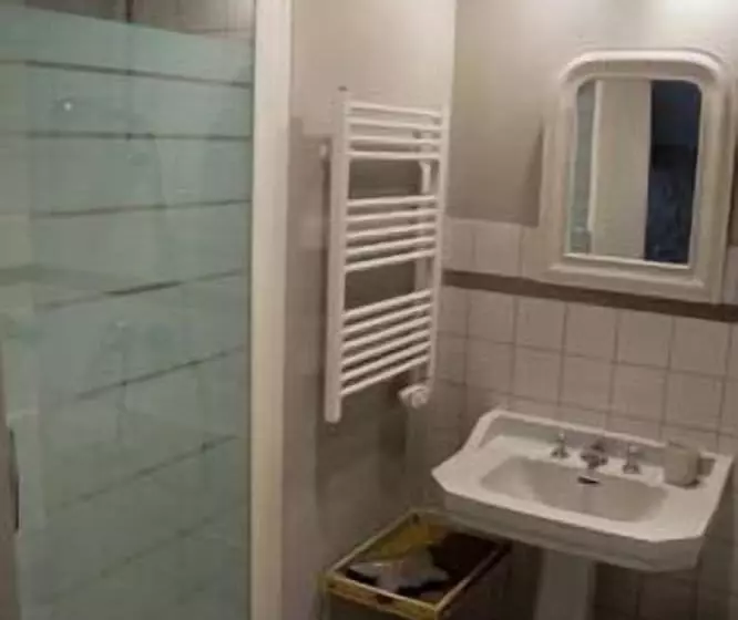 تختخواب و صبحانه Les Pierres D Aurèle Chambres D Hôtes