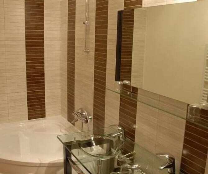 تختخواب و صبحانه Les Pierres D Aurèle Chambres D Hôtes