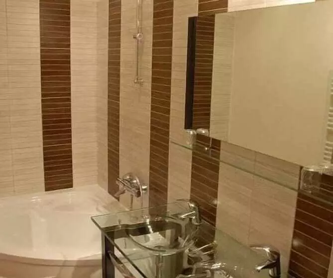 تختخواب و صبحانه Les Pierres D Aurèle Chambres D Hôtes