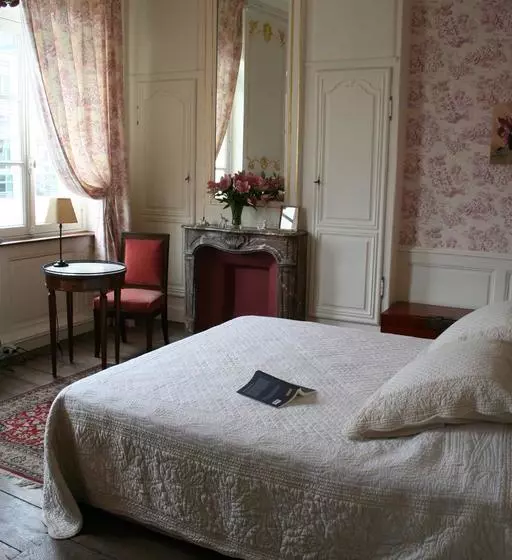 ベッドアンドブレックファースト Maison D Hôtes La Corne D Or