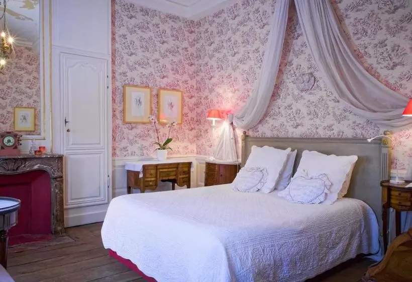 ベッドアンドブレックファースト Maison D Hôtes La Corne D Or