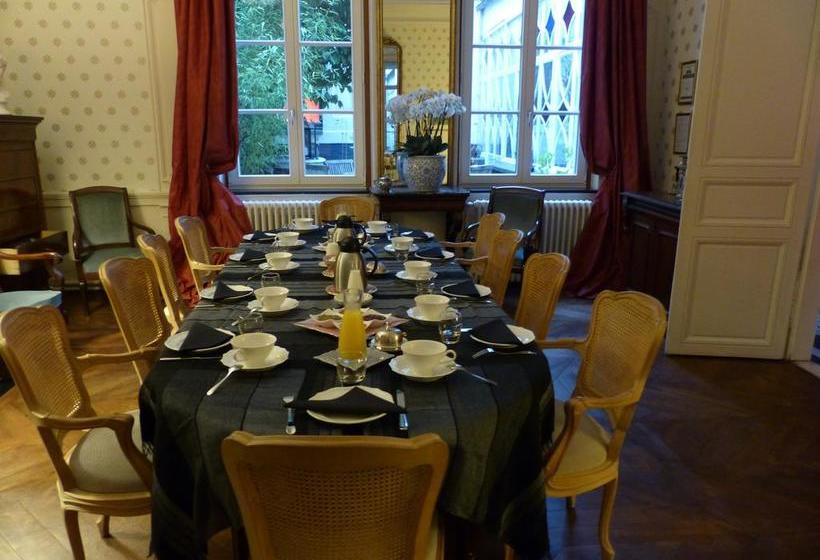 Bed and Breakfast Maison D Hôtes La Corne D Or