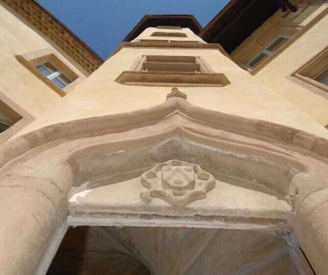 مبيت وإفطار Maison De La Pra