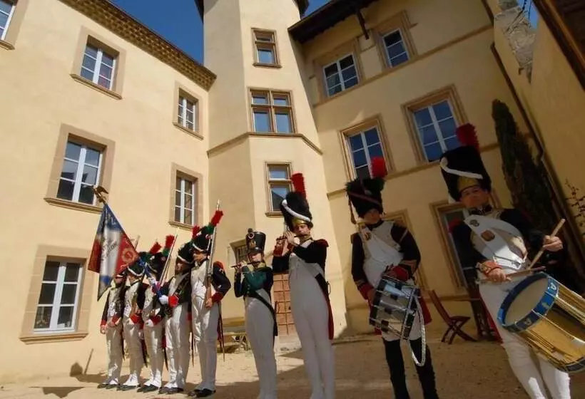 تختخواب و صبحانه Maison De La Pra