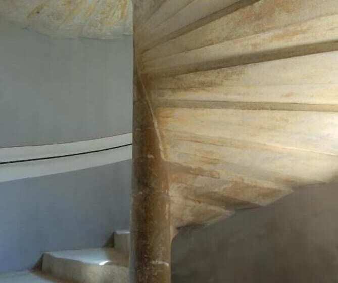 مبيت وإفطار Maison De La Pra