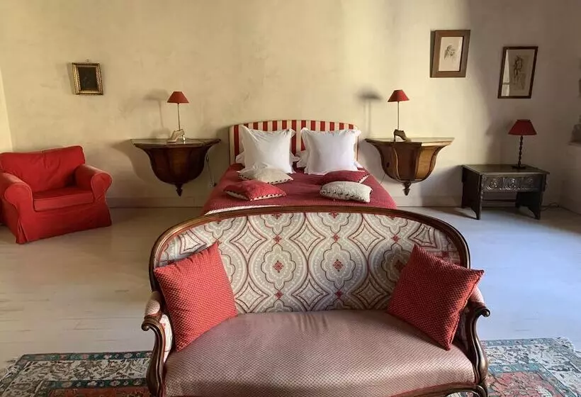 تختخواب و صبحانه Maison De La Pra