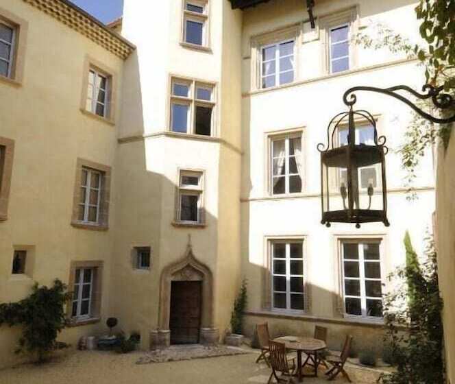 مبيت وإفطار Maison De La Pra