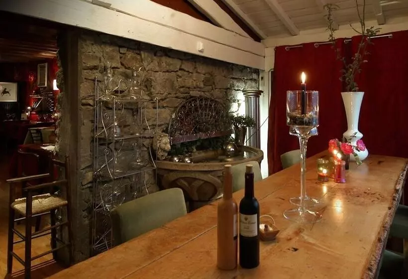 ホテル Auberge De Maison Rouge