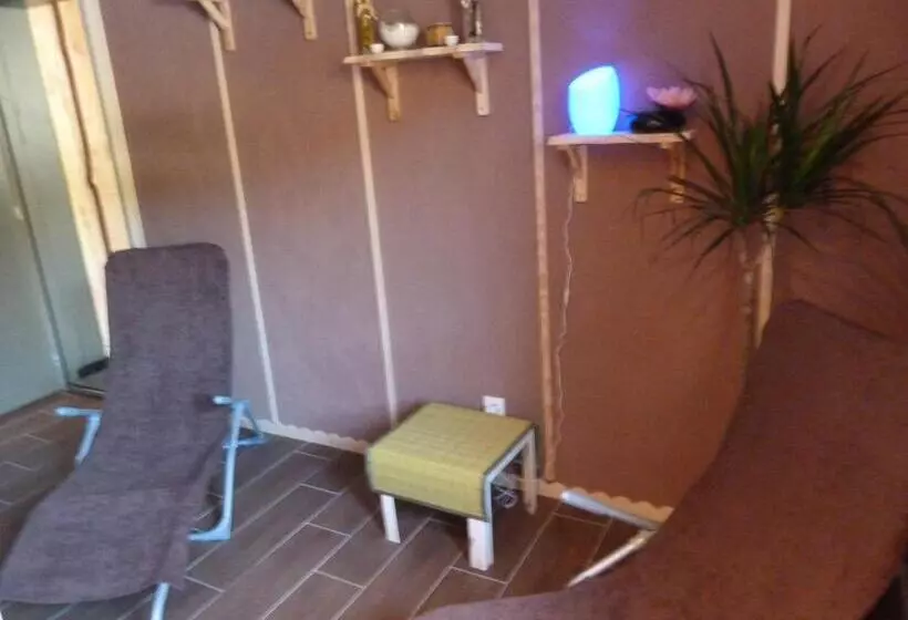 ホテル Domaine Des Hauts Viaux