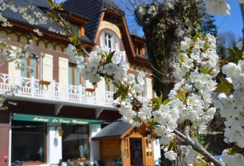 Hotelli Auberge La Douce Montagne