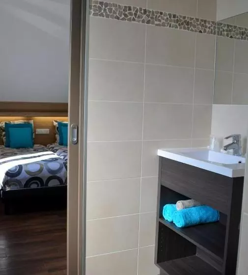 Hotelli Auberge La Douce Montagne