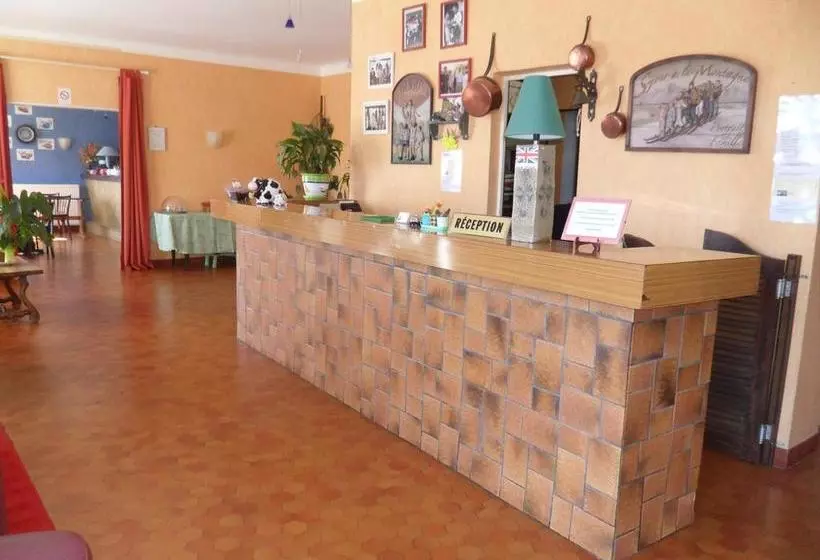 ホテル Auberge Béarn Bigorre