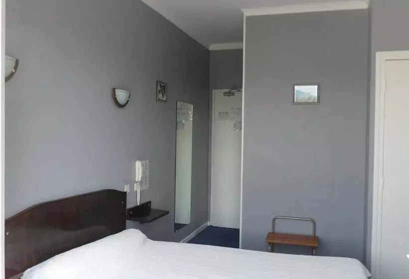 ホテル Auberge Béarn Bigorre
