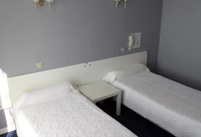 ホテル Auberge Béarn Bigorre