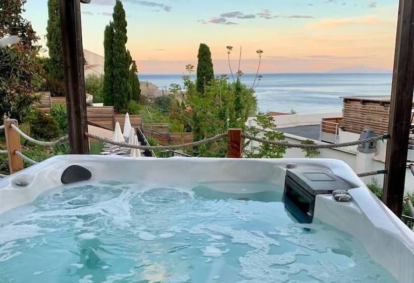 فندق Calavita Rooftop & Spa