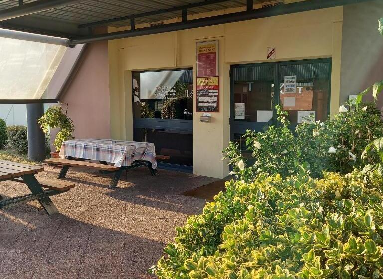 בית מלון כפרי Class'eco Albi