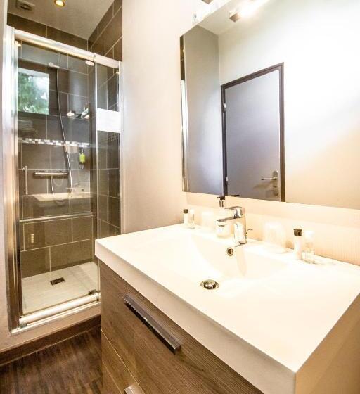 בית מלון כפרי De La Pommeraie