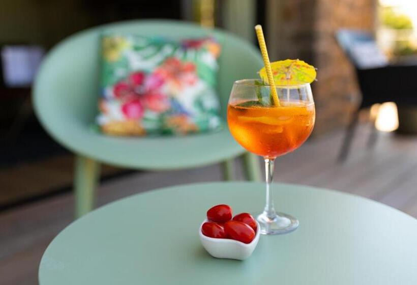 בית מלון כפרי De La Pommeraie