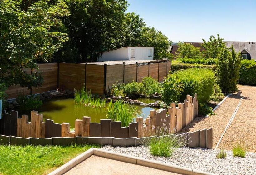 בית מלון כפרי De La Pommeraie