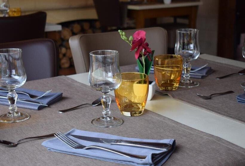 호텔 Domaine De La Rhonie