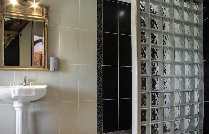 호텔 Domaine De La Rhonie