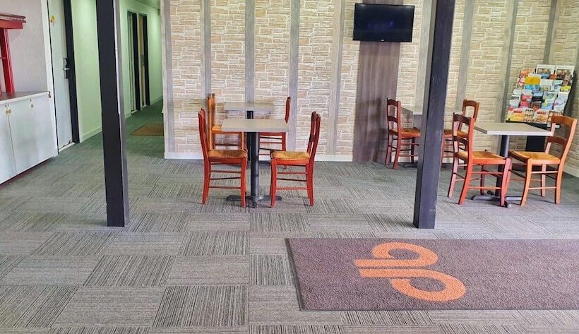 Отель Glisy Hôtel