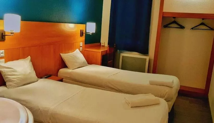 Hotelli Glisy Hôtel
