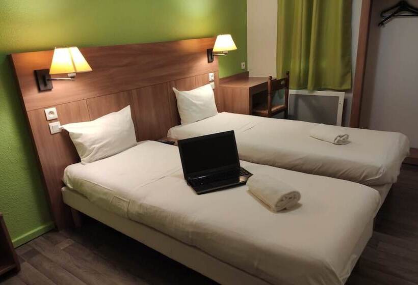 Отель Glisy Hôtel