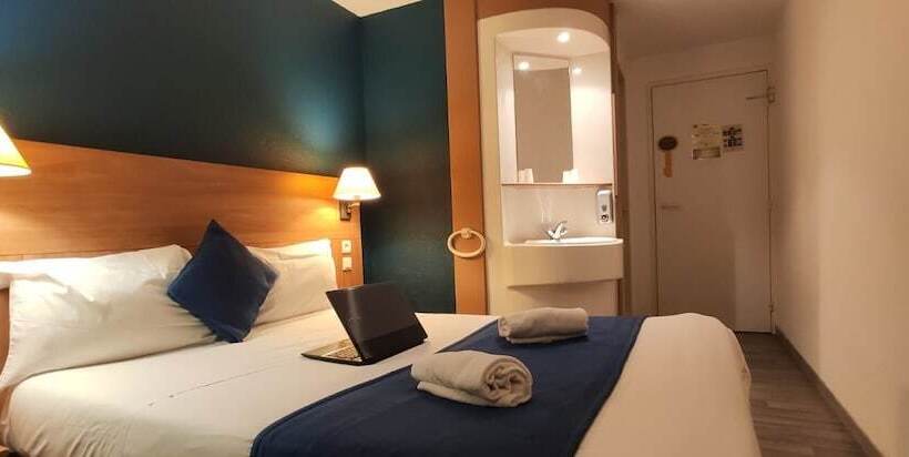 Отель Glisy Hôtel