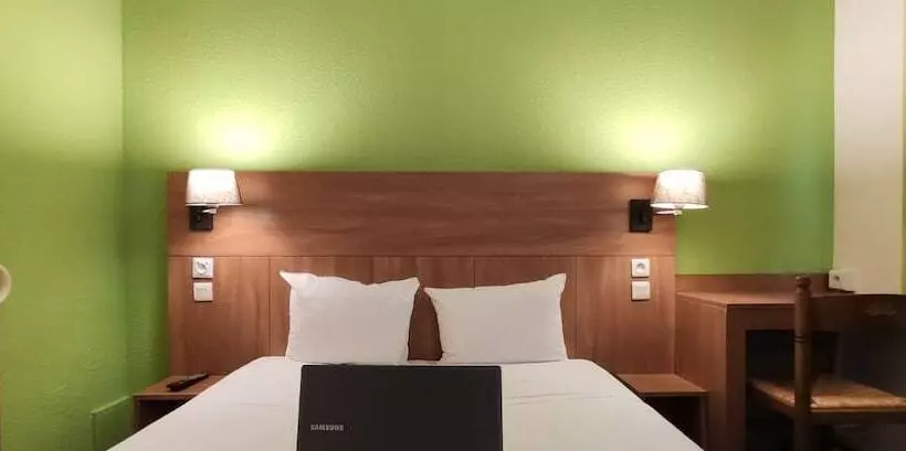 Hotelli Glisy Hôtel