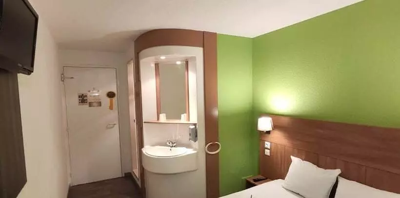Hotelli Glisy Hôtel