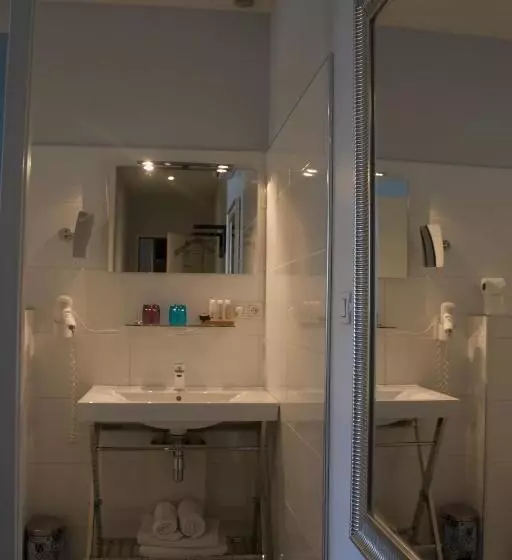 ホテル Hôtel Absolu